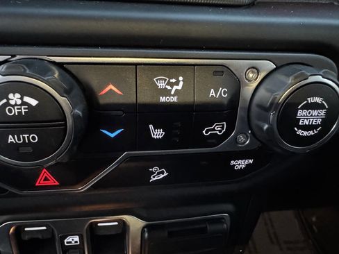 Used 2020 Jeep Wrangler Unlimited Rubicon w/ LED Lighting Group image 45