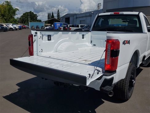 Used 2025 Ford F250 XL w/ STX Appearance Package image 7