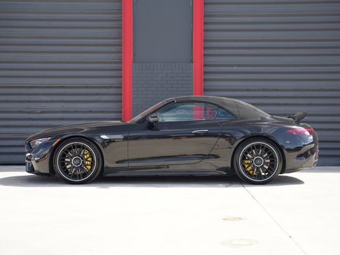 Used 2022 Mercedes-Benz SL 63 AMG 4MATIC image 4