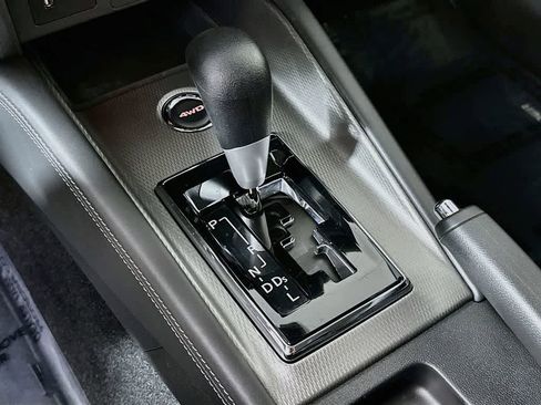 Used 2024 Mitsubishi Outlander Sport ES AWD/4WD image 18