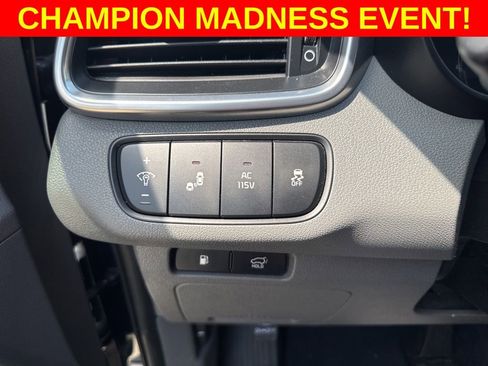 Used 2016 Kia Sorento EX w/ EX Touring Package image 12