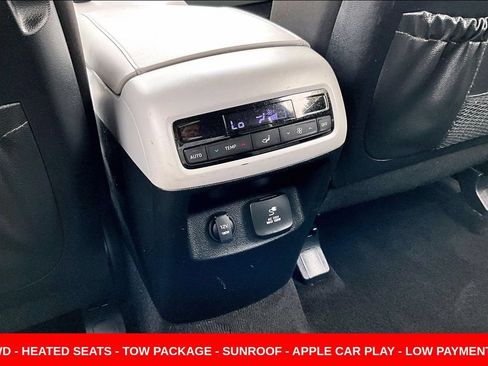 Used 2022 Hyundai Palisade SEL w/ Convenience Package AWD/4WD image 10