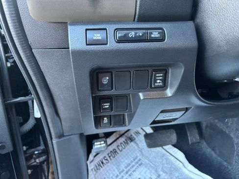 Used 2023 Nissan Frontier SV w/ SV Convenience Package image 14