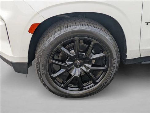 Used 2022 Chevrolet Tahoe RST w/ Luxury Package image 24