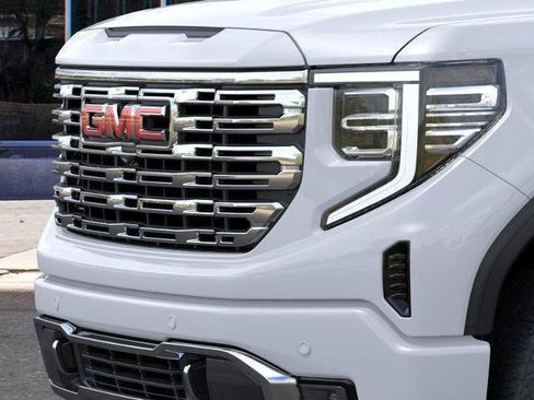 New 2026 GMC Sierra 1500 Denali w/ Technology Package AWD/4WD image 13