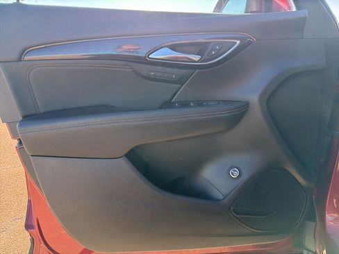 Used 2023 Buick Envision Essence image 11