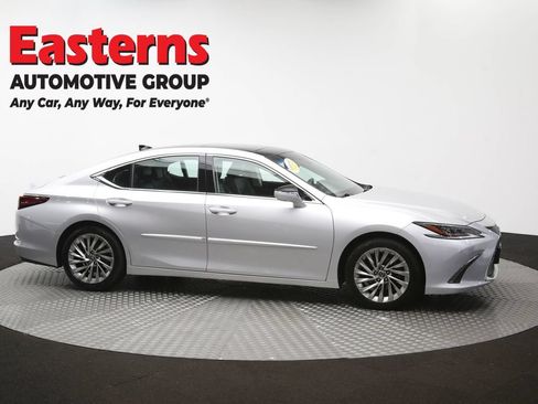 Used 2019 Lexus ES 350 Ultra Luxury w/ Accessory Package FWD image 49