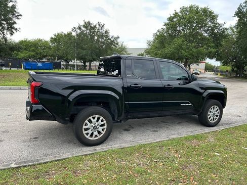 Used 2024 Toyota Tacoma SR5 RWD image 5