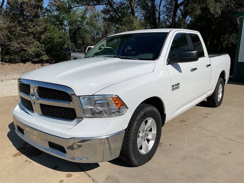 Used 2017 RAM 1500 Classic SLT RWD image 5
