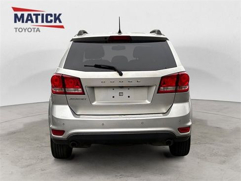 Used 2013 Dodge Journey SXT w/ Safe & Sound Group image 6