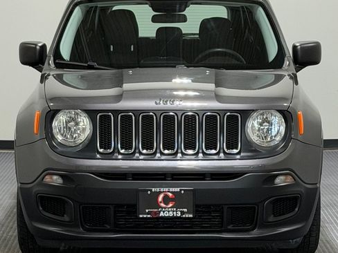 Used 2016 Jeep Renegade Sport w/ Power & Air Group FWD image 3