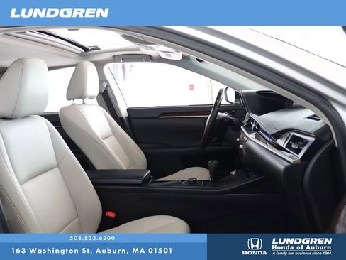 Used 2013 Lexus ES 350 image 16