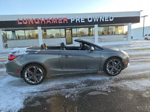 Used 2017 Buick Cascada Premium image 4