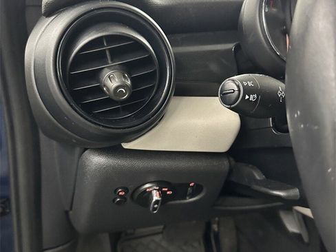 Used 2019 MINI Cooper S image 14
