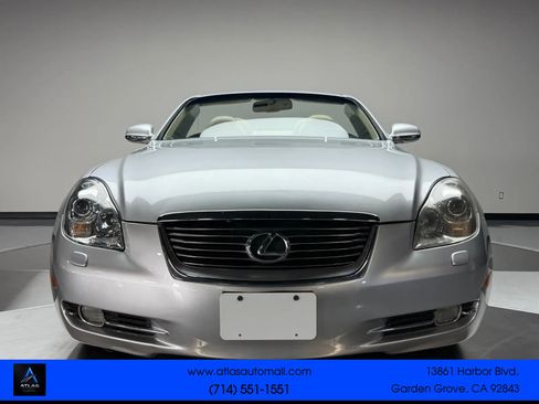 Used 2007 Lexus SC 430 Convertible RWD image 3