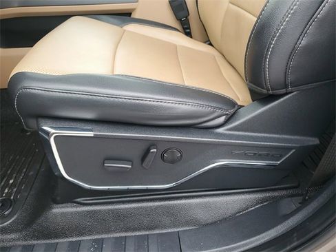 Used 2023 Ford F350 Lariat w/ Lariat Ultimate Package image 26