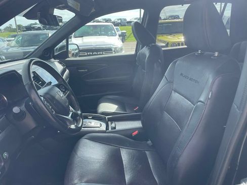 Used 2020 Honda Pilot Black Edition image 2