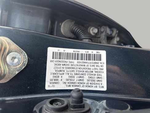 Used 2017 Honda Civic EX-L image 25