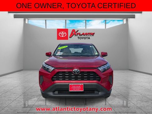 Certified 2023 Toyota RAV4 LE AWD/4WD image 2