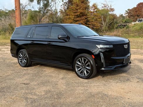 Used 2021 Cadillac Escalade ESV Sport Platinum image 7