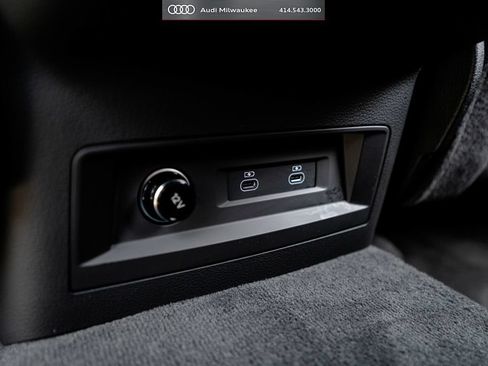Used 2023 Audi Q7 3.0T Premium Plus AWD/4WD image 39