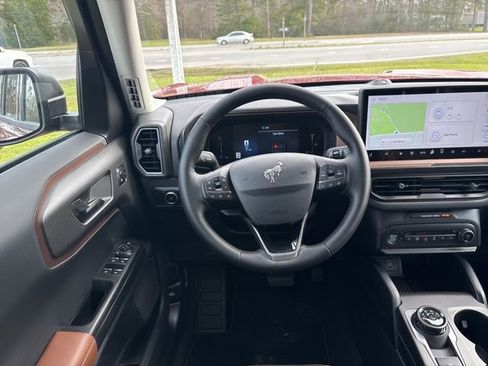 New 2026 Ford Bronco Sport Outer Banks w/ Outer Banks Tech Package+ AWD/4WD image 13