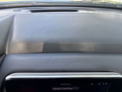 Used 2025 Nissan Rogue SV AWD/4WD image 17