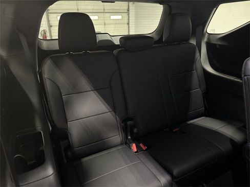 New 2026 Chevrolet Traverse RS w/ LPO, Floor Liner Package image 17