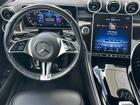 Used 2024 Mercedes-Benz GLC 300 image 16