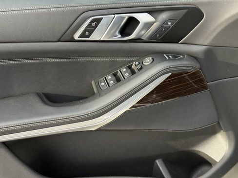 Certified 2023 BMW X5 xDrive40i image 18