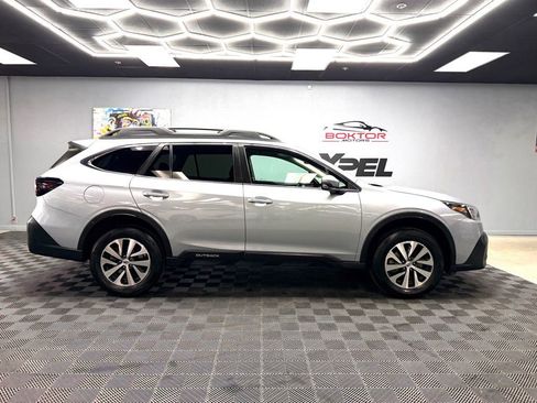 Used 2022 Subaru Outback Premium w/ Popular Package #1 AWD/4WD image 16