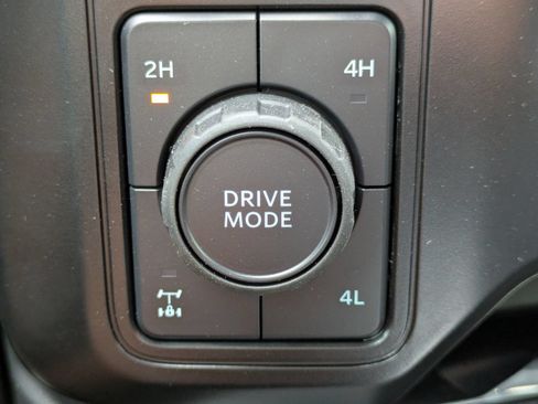 New 2025 Ford F350 Lariat w/ Lariat Ultimate Package AWD/4WD image 31