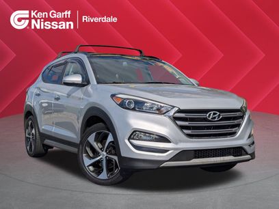 Used 2017 Hyundai Tucson Limited w/ Limited Ultimate Package 03