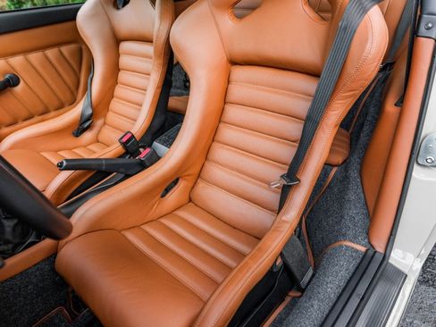 Used 1992 Porsche 911 GT3 RS image 21