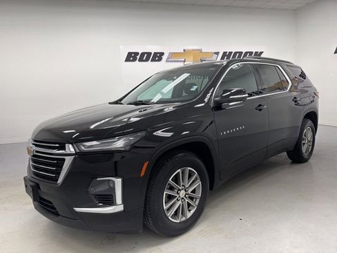 Used 2023 Chevrolet Traverse LT w/ LPO, Floor Liner Package image 1
