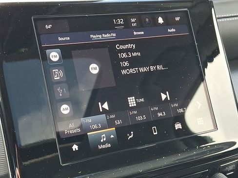 Certified 2023 Jeep Grand Cherokee Laredo X image 18