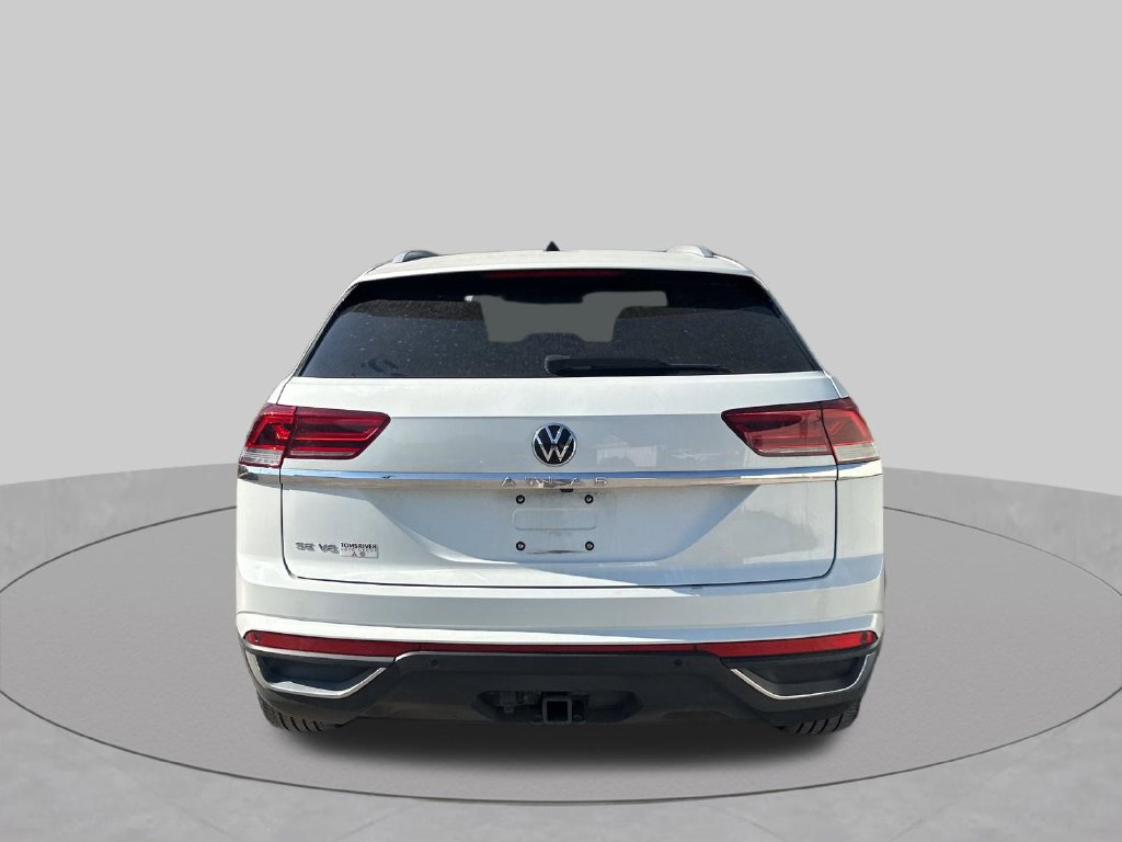 Used 2022 Volkswagen Atlas Cross Sport SE FWD image 34
