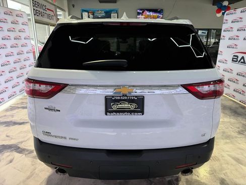 Used 2020 Chevrolet Traverse LT w/ Driver Confidence II Package AWD/4WD image 9