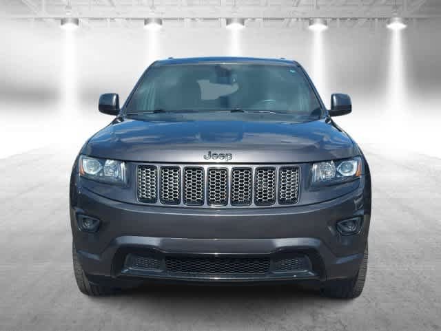 Used 2015 Jeep Grand Cherokee Altitude AWD/4WD image 3