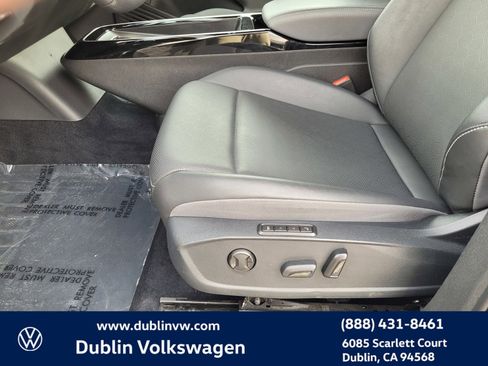 Certified 2023 Volkswagen ID.4 Pro S image 23
