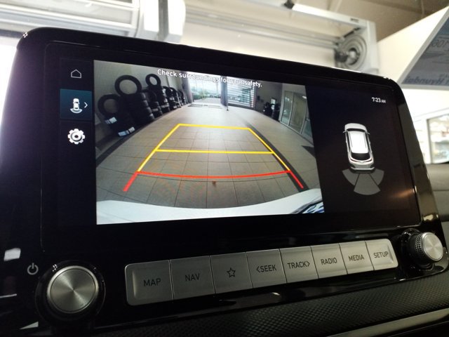 Used 2023 Hyundai Kona Limited w/ Cargo Package FWD image 8