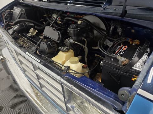 Used 1991 Dodge B2500 image 56