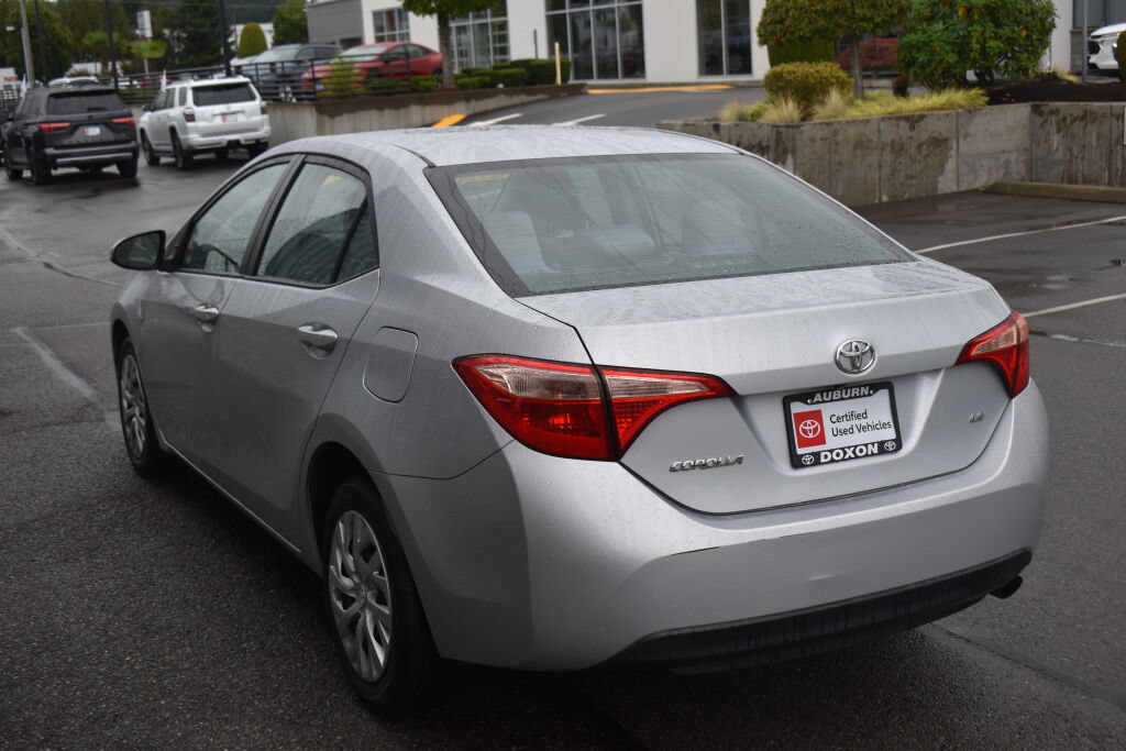 Used 2017 Toyota Corolla LE FWD image 7