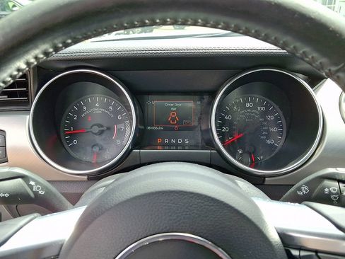 Used 2019 Ford Mustang Premium RWD image 21
