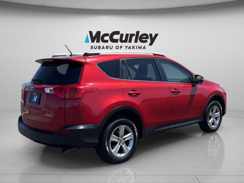 Used 2015 Toyota RAV4 XLE FWD image 6
