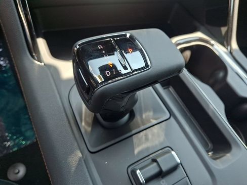 New 2026 GMC Sierra 1500 AT4 w/ AT4 Premium Package AWD/4WD image 10
