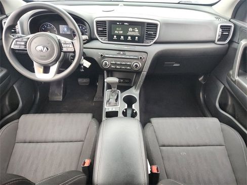 Used 2022 Kia Sportage LX image 12