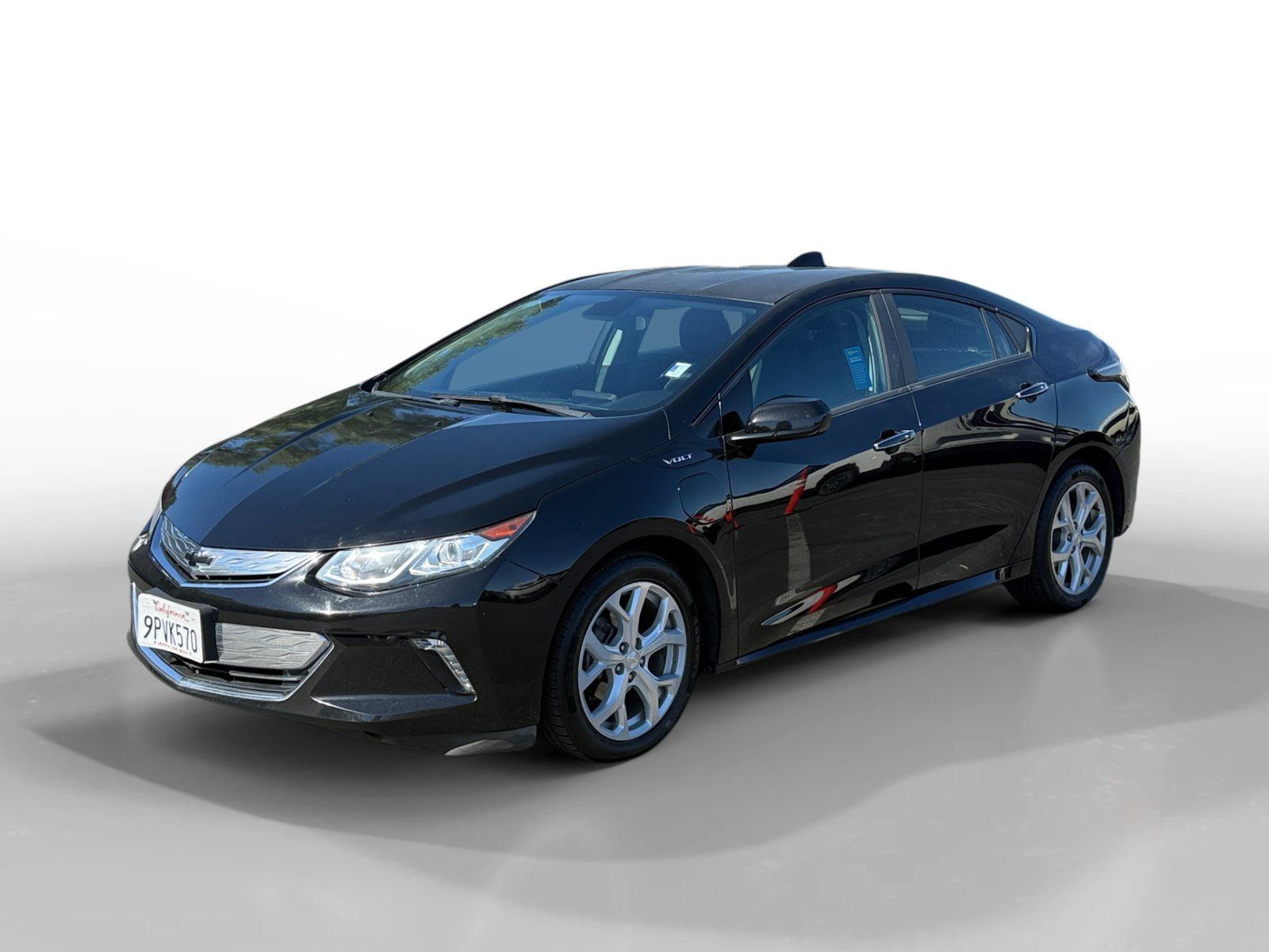 Used 2017 Chevrolet Volt LT FWD image 1