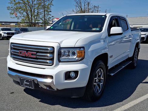 Used 2017 GMC Canyon SLE w/ All Terrain Package AWD/4WD image 3