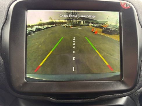 Certified 2023 Jeep Renegade Trailhawk image 13